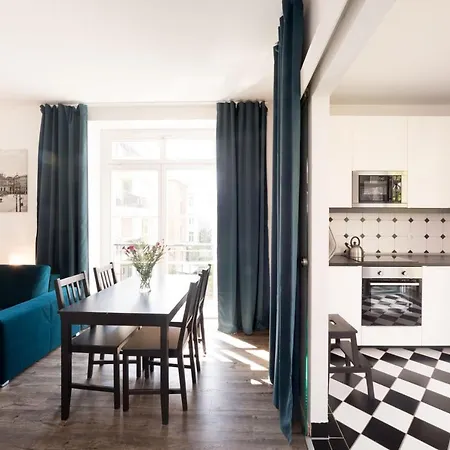 Apartment L.e. Ii *